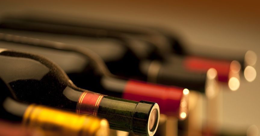  New Zealand’s small wineries bearing the brunt of border closures   