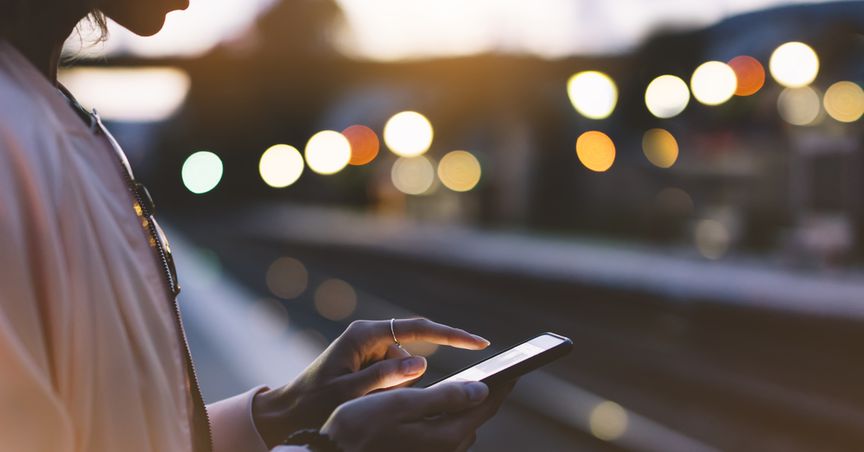  Why has China banned popular social media app Clubhouse?  