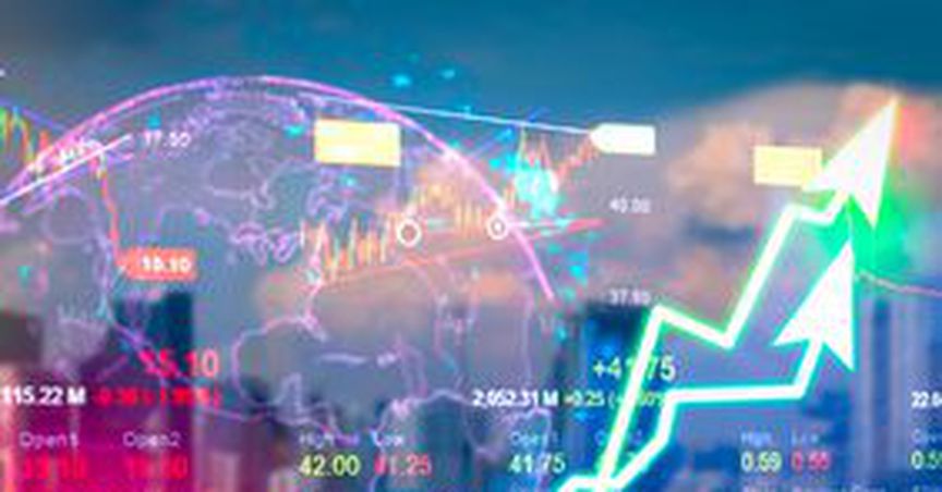  US Markets End Flat After Early Losses; NASDAQ Gains on Tech, Energy Boost 