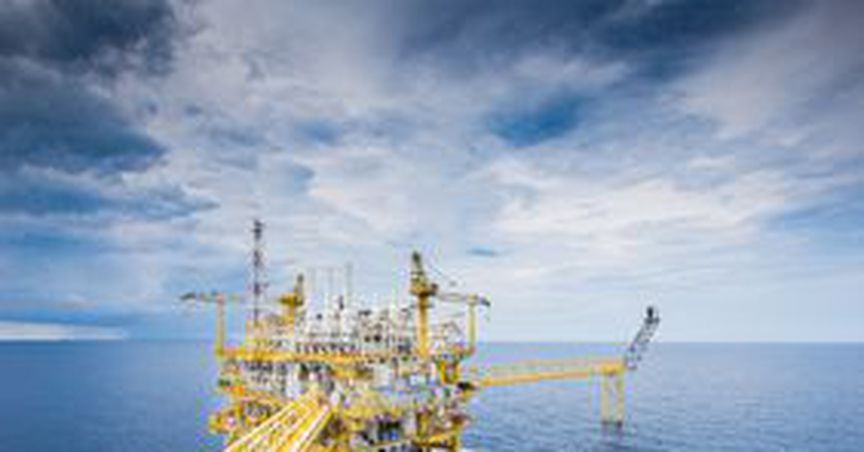  Qatar Eyes Top Spot With World’s Largest LNG Project 