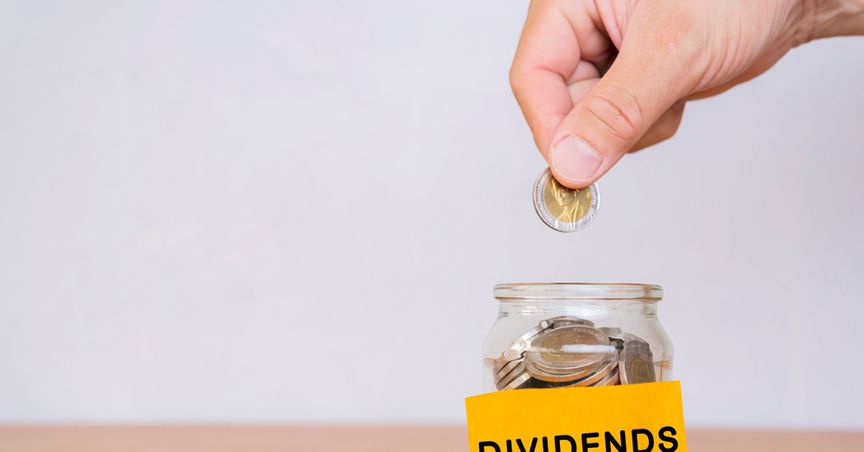  A Guide to Dividend Investing and Four Advantages of Dividend Stocks 