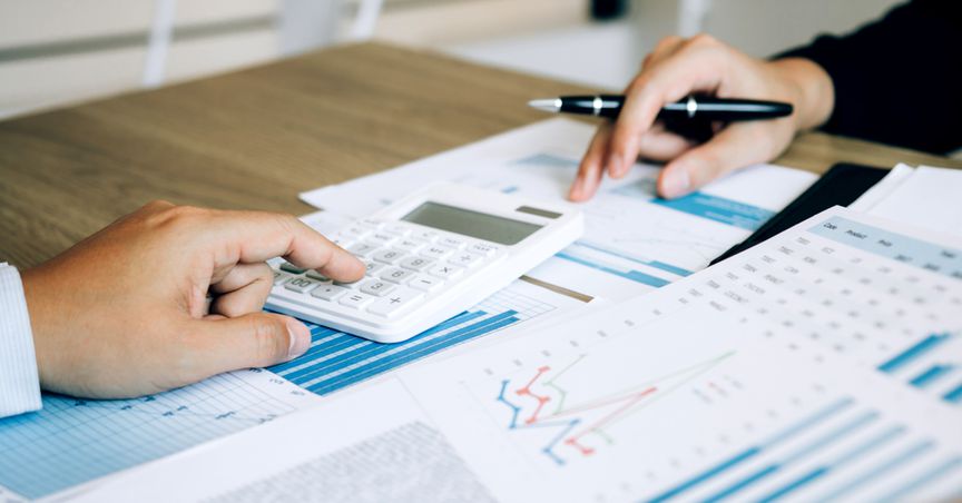  Lloyds Recovery Tracker Records Output Growth Across Sectors 
