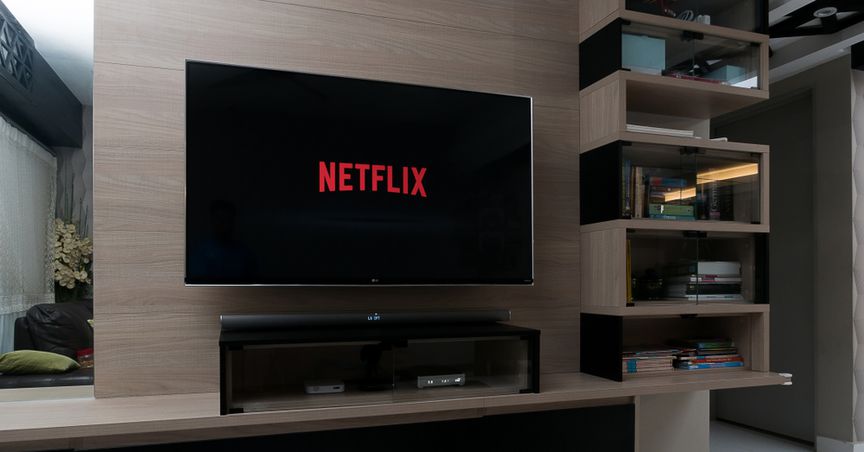  Netflix (NFLX) beats Q2 estimate with 1.5M new subscribers 