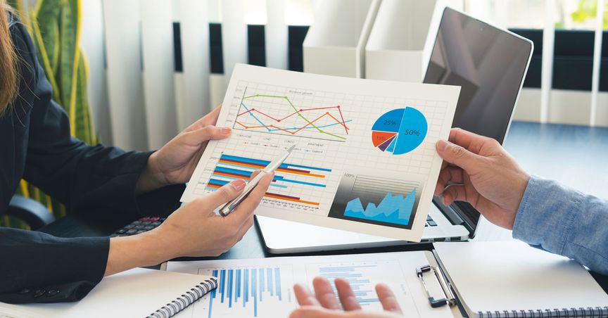  How are NZX financial stocks responding to climate-related reporting? 