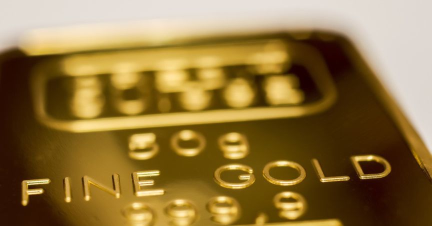 Gold surpasses US$1,800 mark on inflation worries 