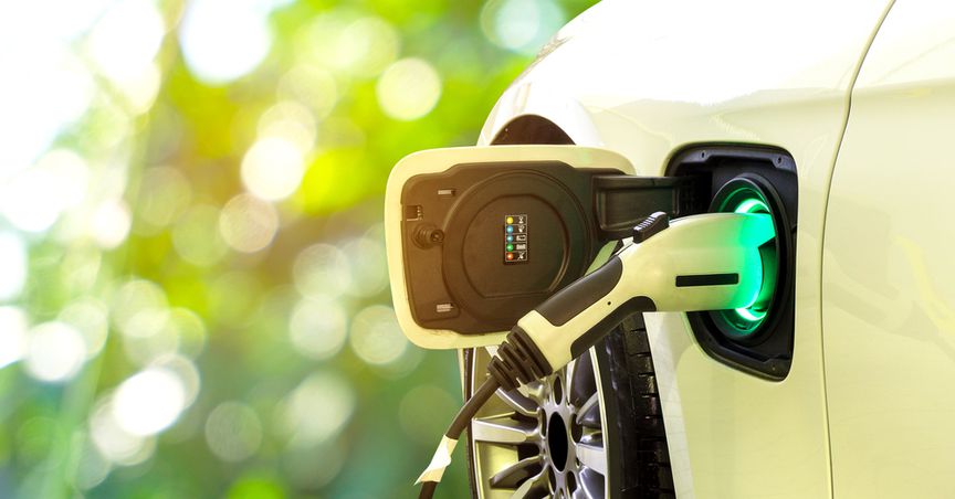  Ford Motor Co (F) mulls setting up EV manufacturing hub in India 