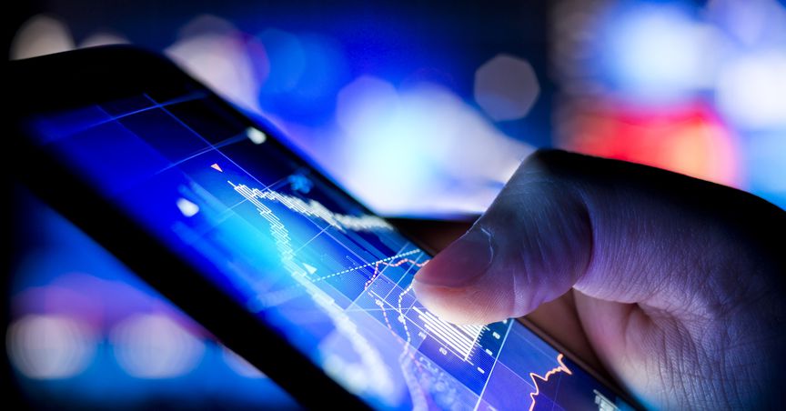 Lightweights in 2022: 5 junior Canadian stocks to buy in May