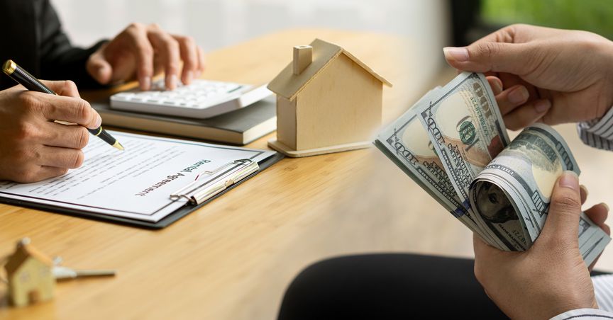  US homeowners look for tenants to help pay their mortgages 
