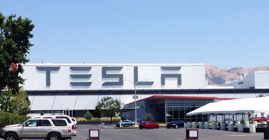  Elon Musk envisages a 24-hr Tesla Restaurant for Hollywood 