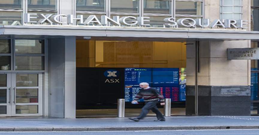 ASX 200 extends fall, drops 0.90% at open; banks rebound