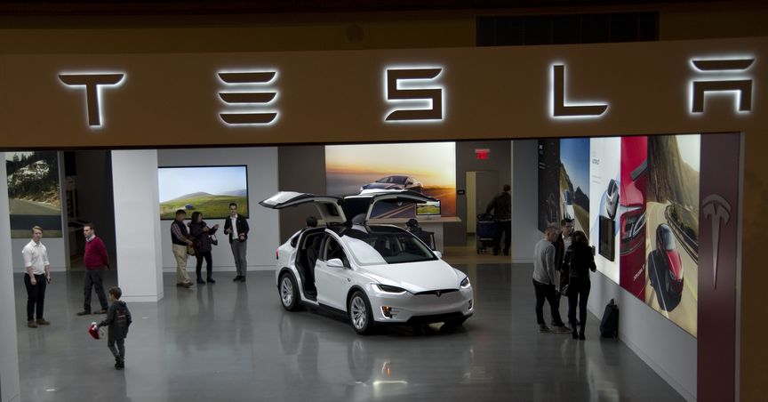  Tesla (TSLA) shares drop after announcing 3-for-1 stock split 