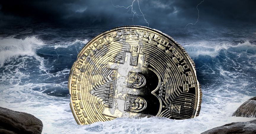  Crypto Catch: Bitcoin falls to dangerous level, escapes major selloff 