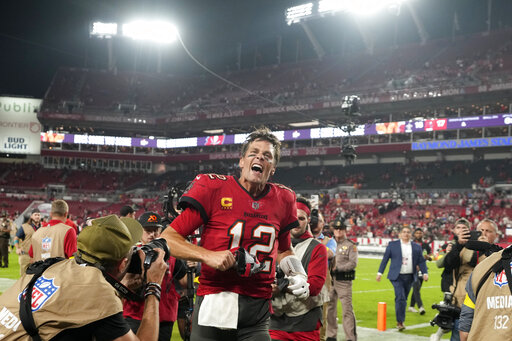 APTOPIX Saints Buccaneers Football
