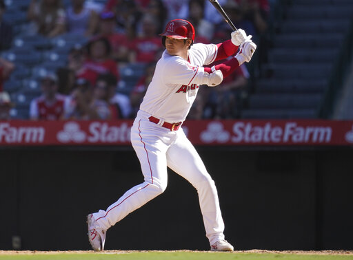 Ohtani keeping watch on Angels' offseason moves from afar