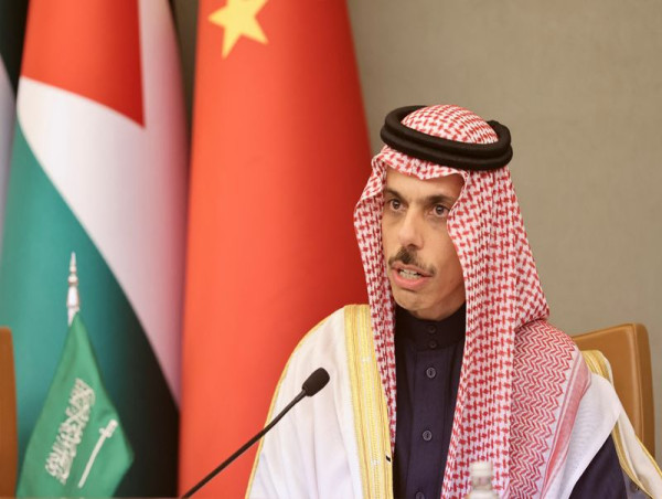 قال وزير الخارجية إن المملكة العربية السعودية تريد علاقات مع كل من الصين والولايات المتحدة