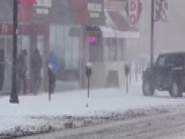 Winter Storm Pummels North-central U.S. With Snow, Spawns Tornadoes In ...