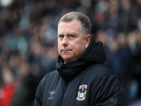  Mark Robins hails Kasey Palmer after helping Coventry sink Huddersfield 