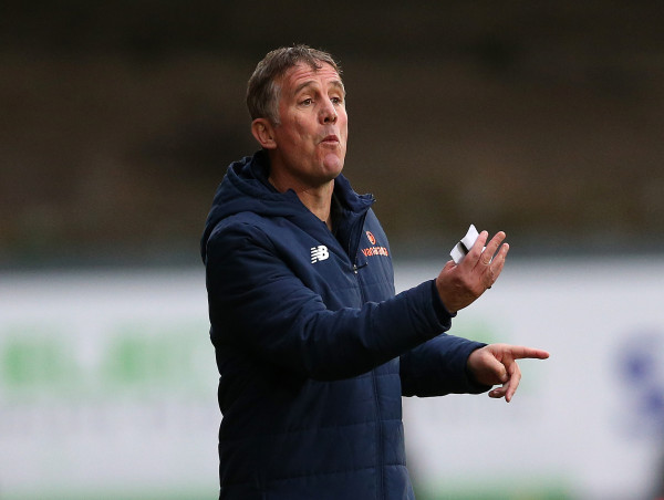  Phil Parkinson gutted after Sheffield United late show spoils Wrexham party 