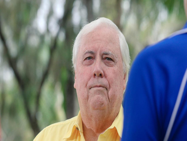  Barrier Reef fears sink Palmer's push for new coal mine 