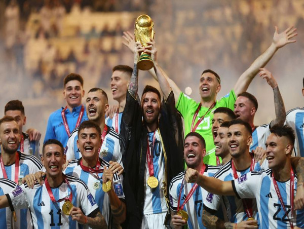 Soccer-FIFA says 2026 World Cup will have record 104 matches