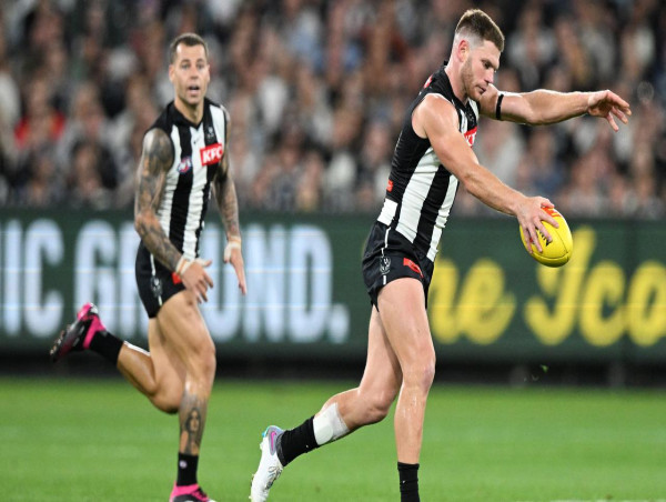  Magpies' Adams out to make most of AFL twilight years 