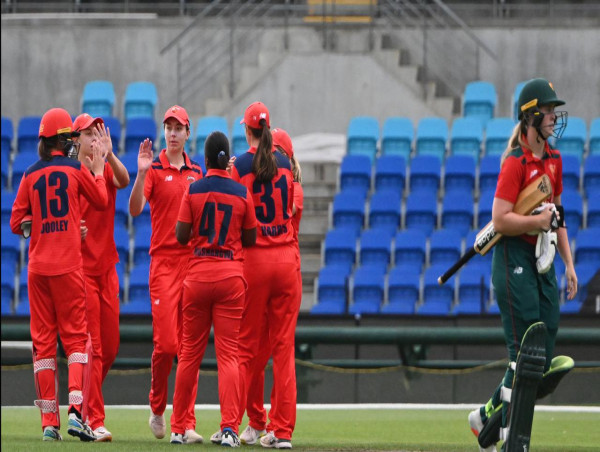  Cricket to break $100k minimum wage barrier for women 