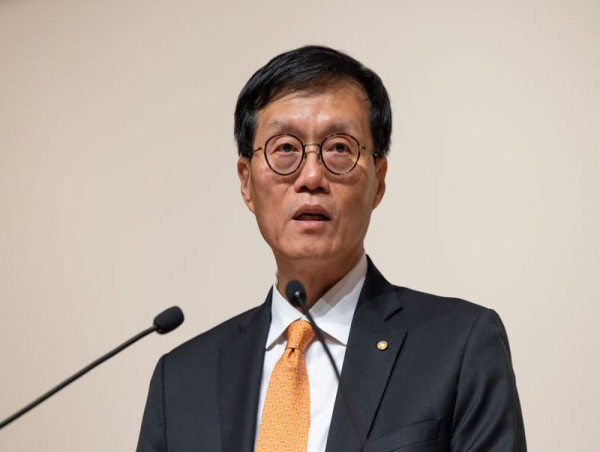 한국은행 총재 “장기적 침체는 신흥국에 가장 어려운 문제”