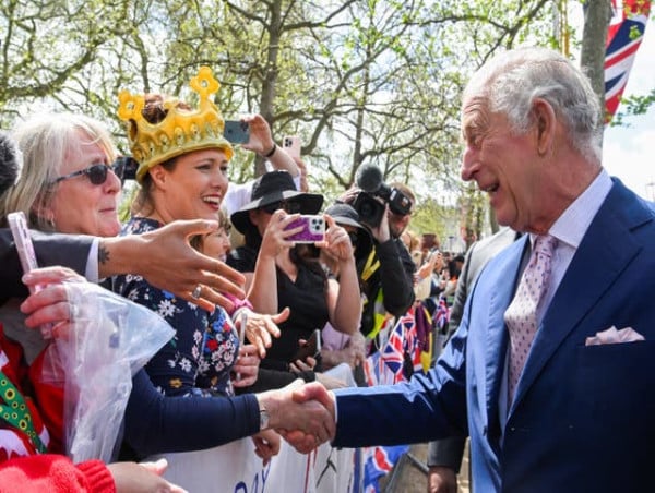  Charles to be crowned during ‘sacred wonder’ of coronation 