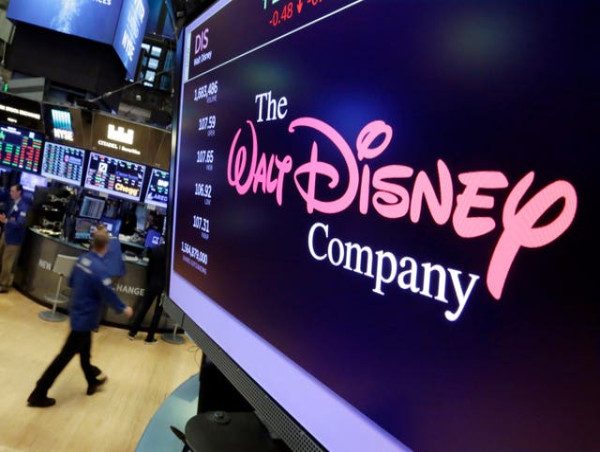  Theme parks aid Disney earnings as it reveals plan to combine streaming services 