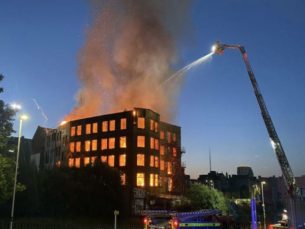  Man arrested following fire that destroyed listed building in Belfast 