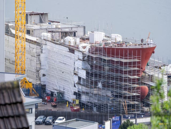  Shipyard chairman defends bonuses to senior staff as ‘retention payments’ 