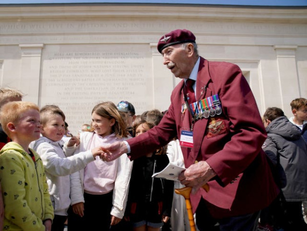  Navy veteran happy to see ‘so many people’ ahead of 79th anniversary of D-Day 