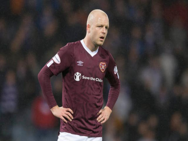  Steven Naismith gets new job title as he agrees deal to continue leading Hearts 