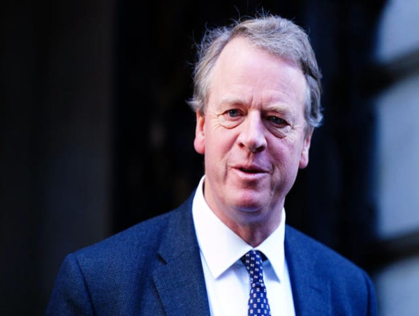  Sunak urged to put Johnson’s honours list ‘through the shredder’ 
