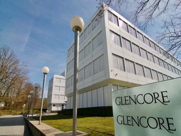  Glencore expects its full-year trading profits to surpass long-term guidance 