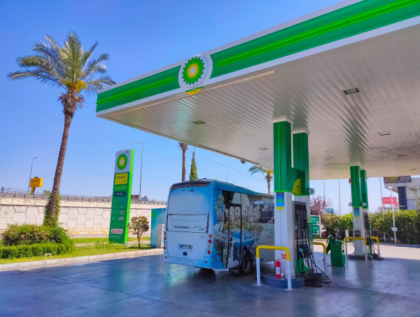  BP share price outlook and earnings preview as oil prices jump 