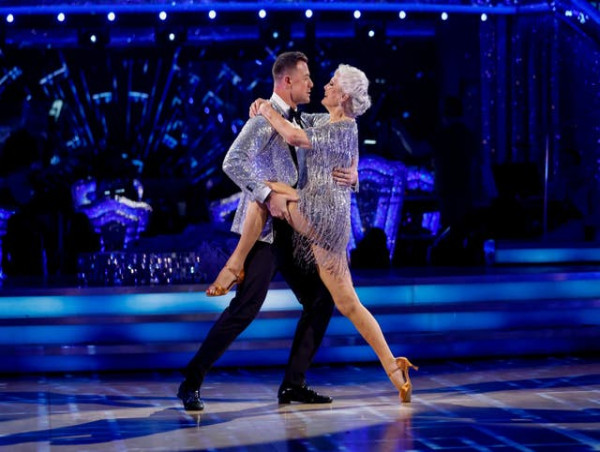 Angela Rippon shows off famous flexibility in Strictly Come Dancing debut