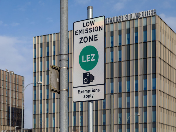  Council makes £478,000 from low-emission zone fines 