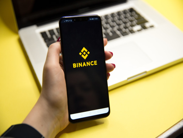  Binance to end BUSD support in December as regulatory pressures mount 
