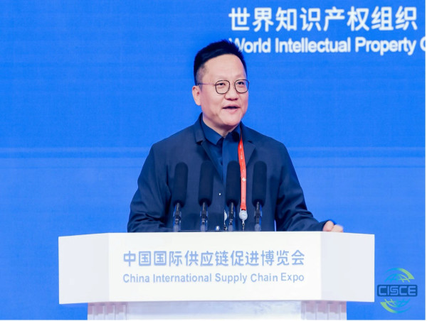  Il CEO del Gruppo BGI Tiene il Discorso di Apertura All'expo Inaugurale della Catena di Fornitura Internazionale in Cina 