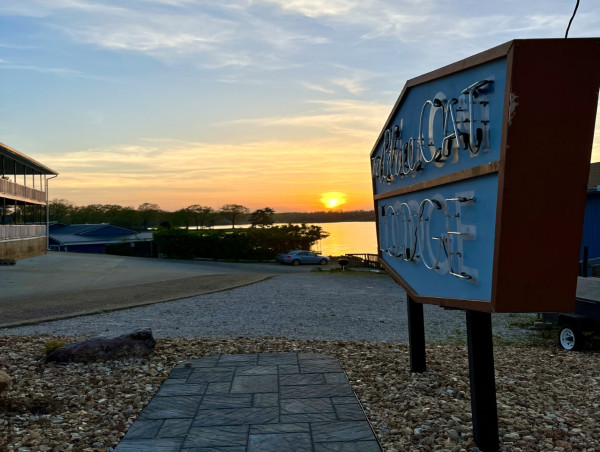 Alhonna Resort Announces “Escape to the Lake” Spring Break Contest