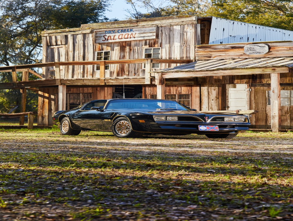 Burt Reynolds Final Trans Am takes its Last ride across the Auction ...