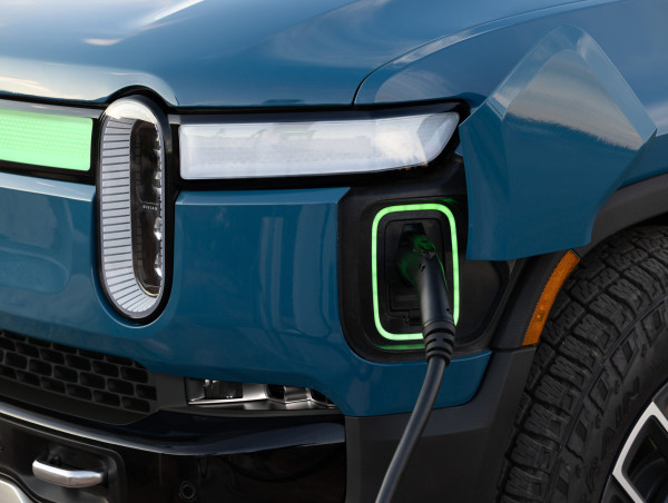  Rivian Q1 earnings: revenue jumps a whopping 82% 