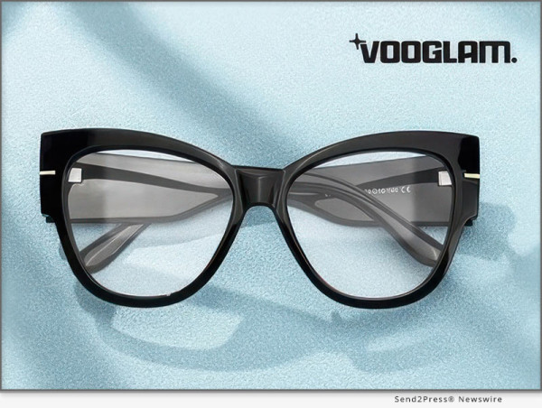  Tune Into Timeless Elegance: The Retro Radio Collection By Vooglam 