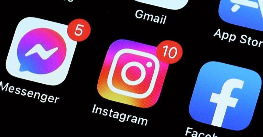  Facebook and Instagram are currently down due to a 'session expired' bug, blocking user access 