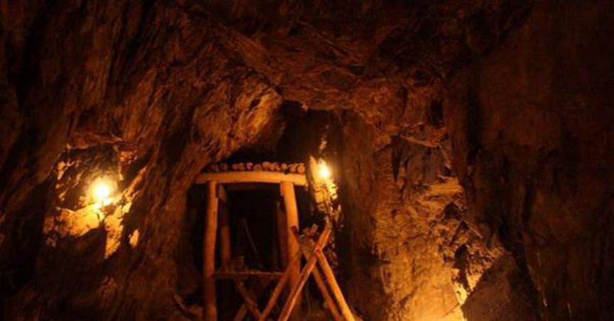 Kingston Resources Limited Identifies Significant Gold Mineralization At Livingstone