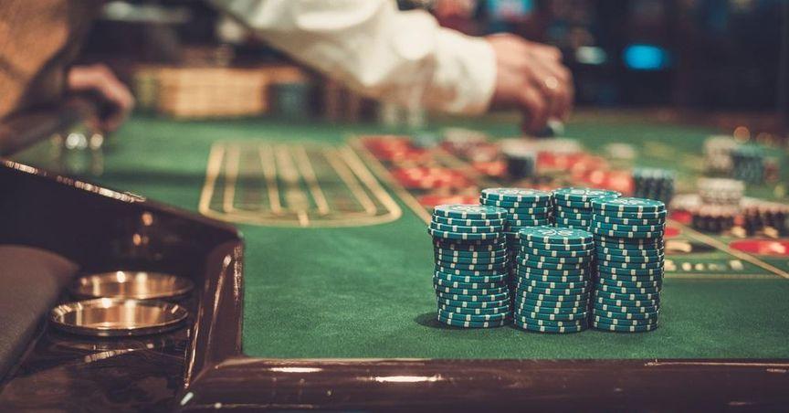  Why Did This All Ordinaries Casino Stock Slide After Profit Fell? 