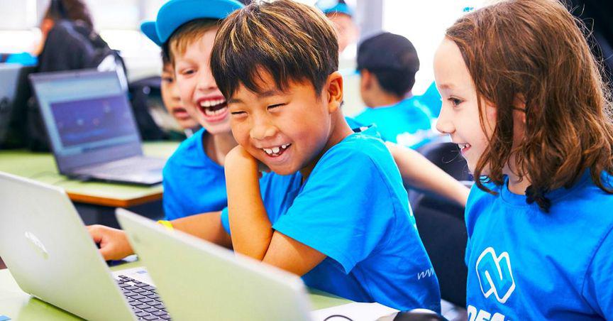  How does Cluey (ASX:CLU) deliver a unique learning experience for school children? 