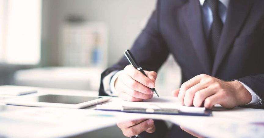 4 Company's Director Interest Notice For – CIW, SYT, VAL And MOY