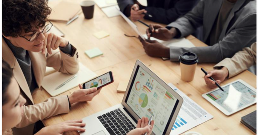  EarlyBirds: Driving Collaborative Innovation to Overcome Industry Challenges 